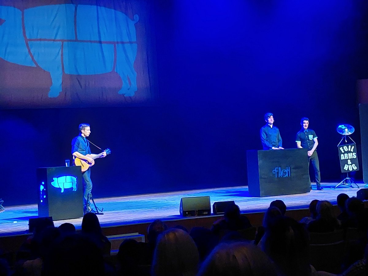 Foil Arms & Hog – Swines show&nbsp;review